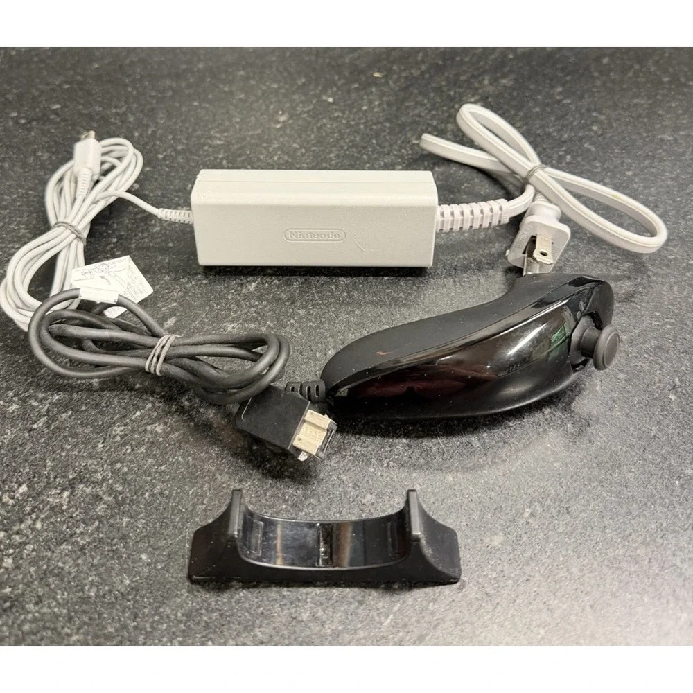 Official Nintendo Wii U GamePad AC Adapter Power Cord WUP-011 Nunchuk Stand Lot